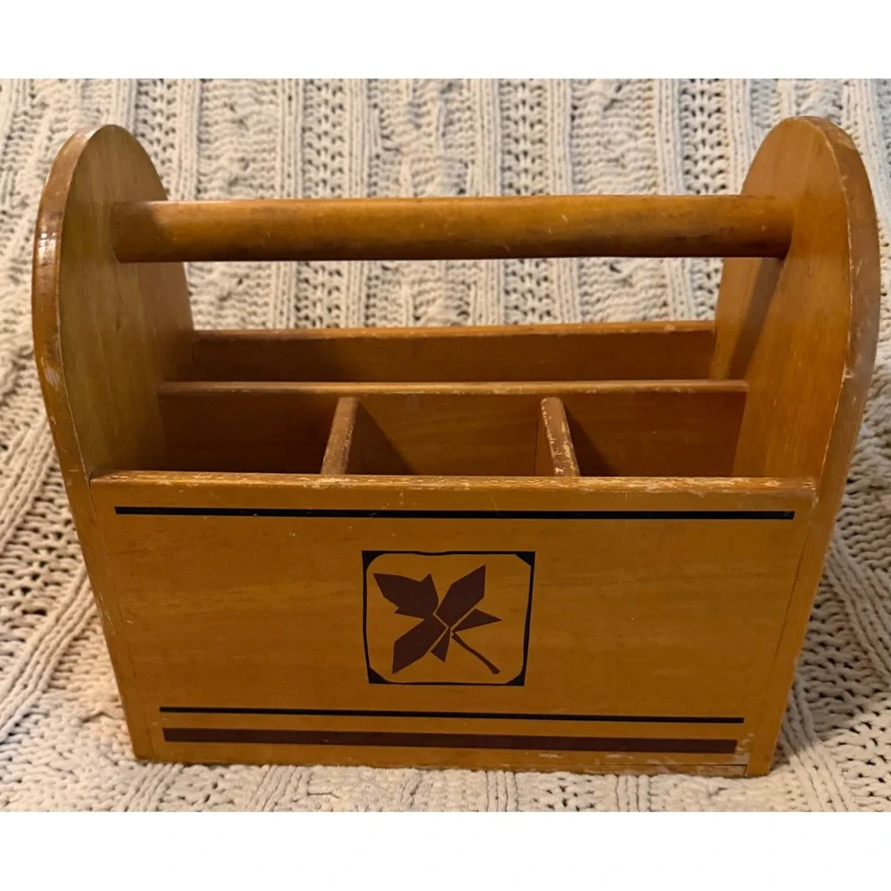 Vintage Wooden Caddy Organizer Maple Leaf Graphic 4 Compartments Farmhouse Decor